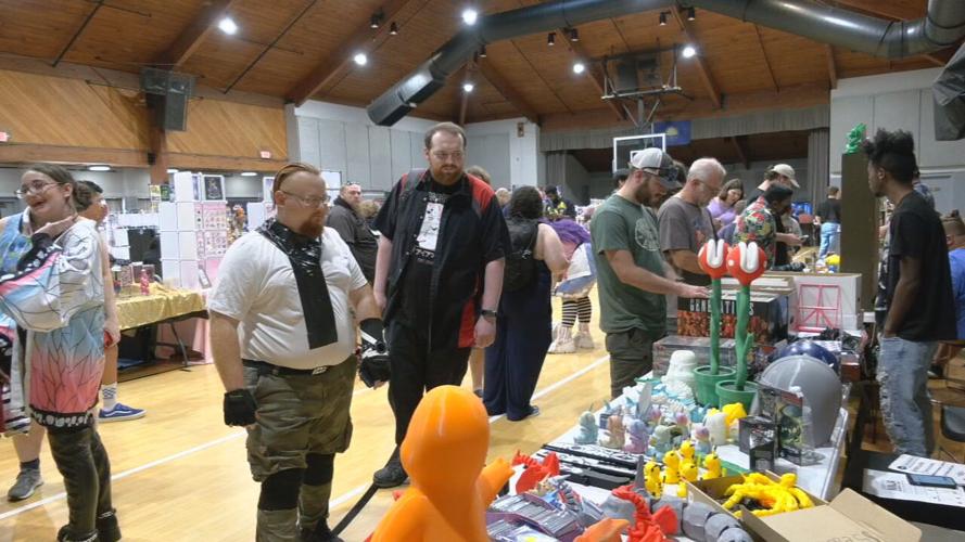ETOWN COMICON