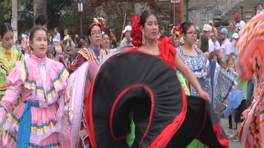 EASTER PARADE ON FRANKFORT (4).jpeg