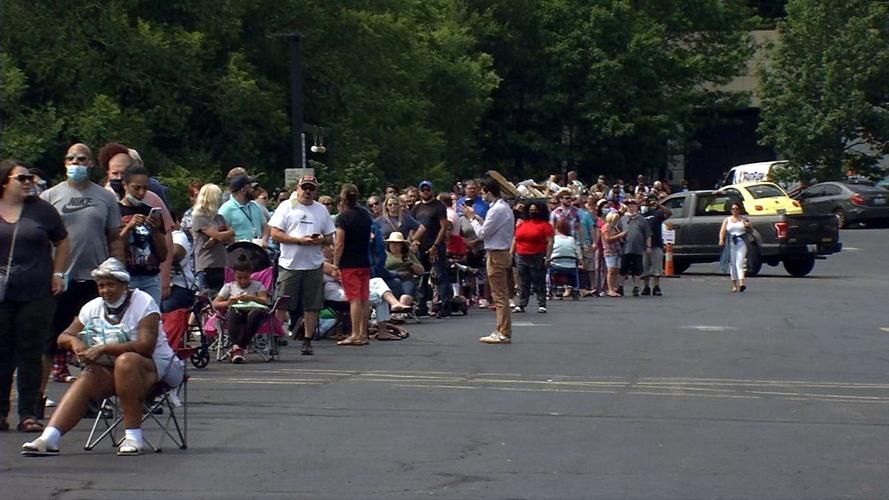 unemployment line frankfort ky 6-17-20 (4).jpg