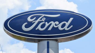 Ford generic blue oval logo.JPG
