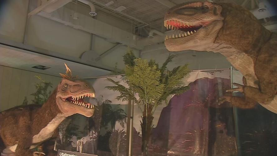 JURASSIC QUEST EXPO CENTER