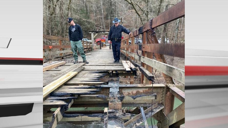 Old Sublimity Bridge burned in Daniel Boone National Forest (March 2021)