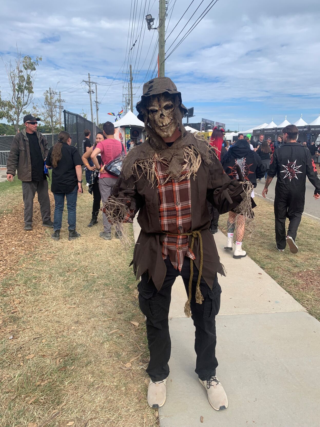 LOUDER THAN LIFE - DAY 2 - 9-23-2022  (11).jpg