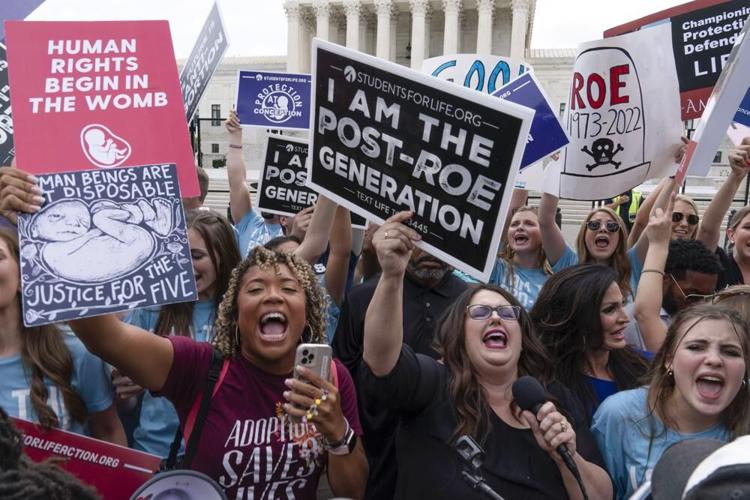 ABORTION RULING - SUPREME COURT PROTESTS - AP 6-24-2022 1.jpeg