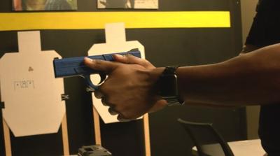 Aaron McGahee demonstrating a proper grip.