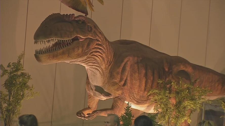 JURASSIC QUEST EXPO CENTER