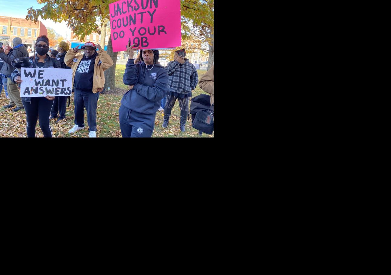 CHAPPELL RALLY AT JACKSON CO COURTHOUSE  -11-16-2021 4.jfif