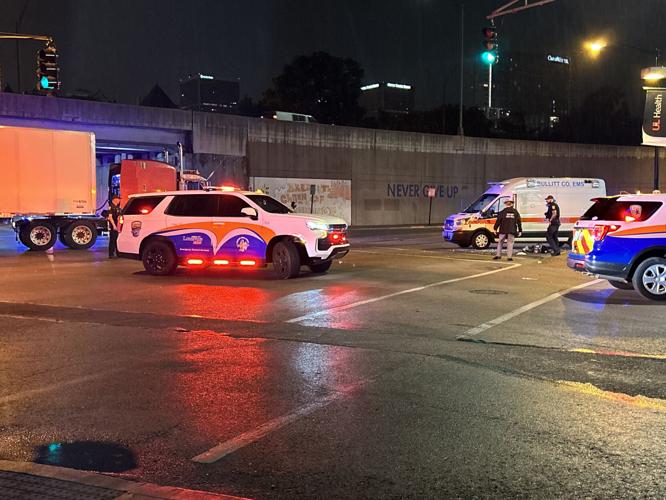 Louisville EMT hurt in crash