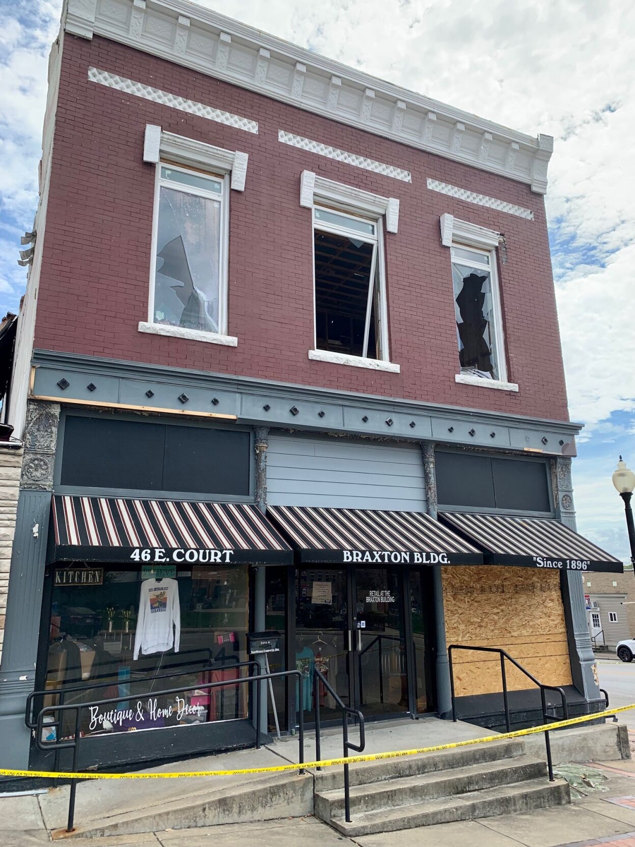 Building damaged in Paoli.jpg
