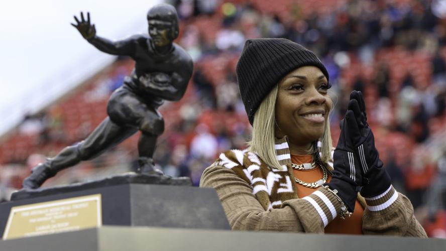 Lamar Jackson Ceremony_5A7137.jpg