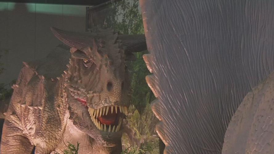 JURASSIC QUEST EXPO CENTER