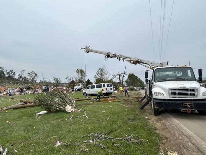 London tornado damage 5-19-25