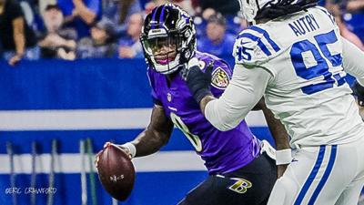 Crawford Lamar Jackson Races Past Vick S Rushing Record And