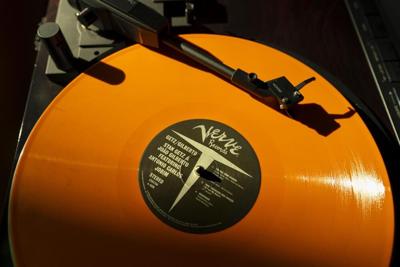 VINYL RECORDS SALES SURGE - AP FILE 2.jpeg