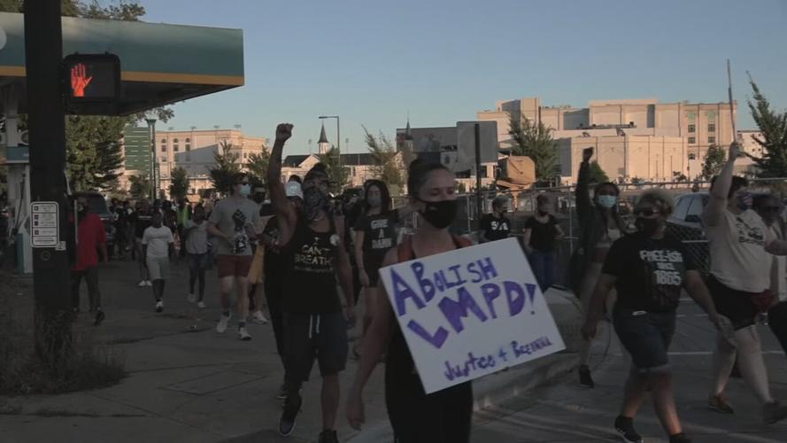 Protesters leave Churchill Downs after Derby