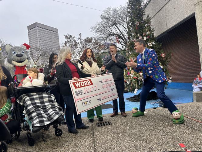 Jude's Jingle Tree 2024 finale