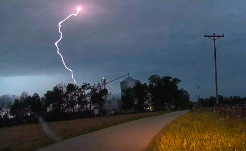 Lightning in Shelby County, Kentucky