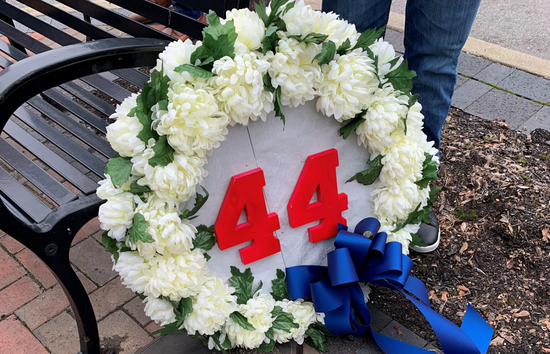 Wreath laid at Hank Aaron's Walk of Fame at Louisville Slugger Museum & Factory