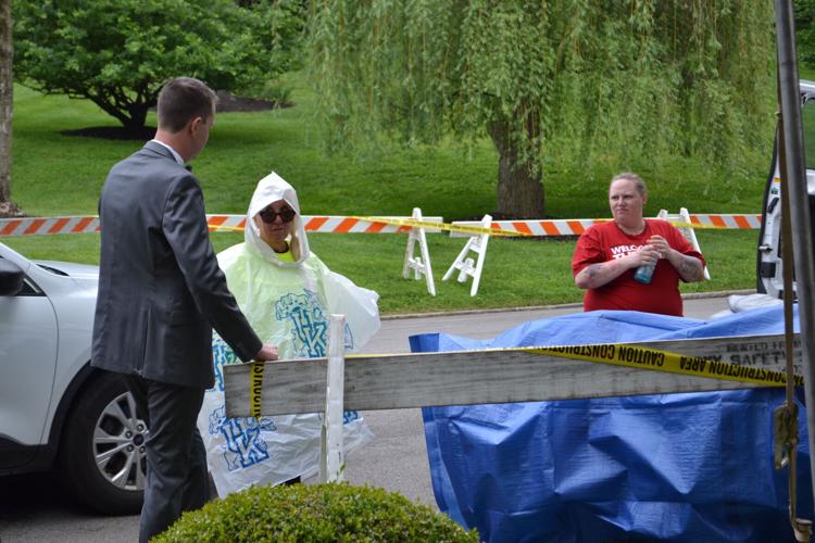 Fans 2024 Barnstable-Brown Derby Eve Gala