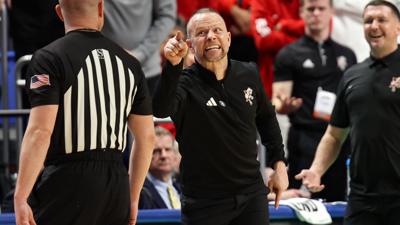 UL NCAA Pat Kelsey