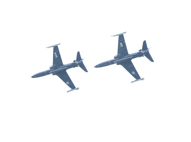 Planes flying at airshow.JPG