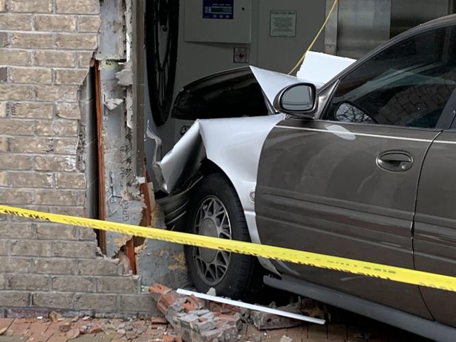 CAR INTO APARTMENTS ON BROADWAY -  1-2-2024 (2).jpg