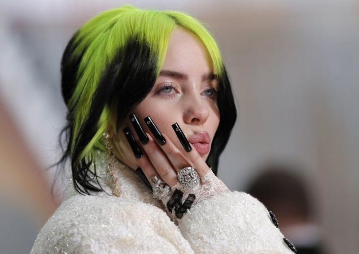 BILLIE EILISH - AP .jpg