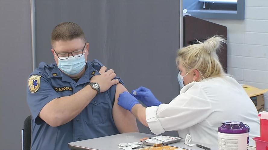 Louisville frontline health care worker receives COVID-19 vaccine (12/23/20)