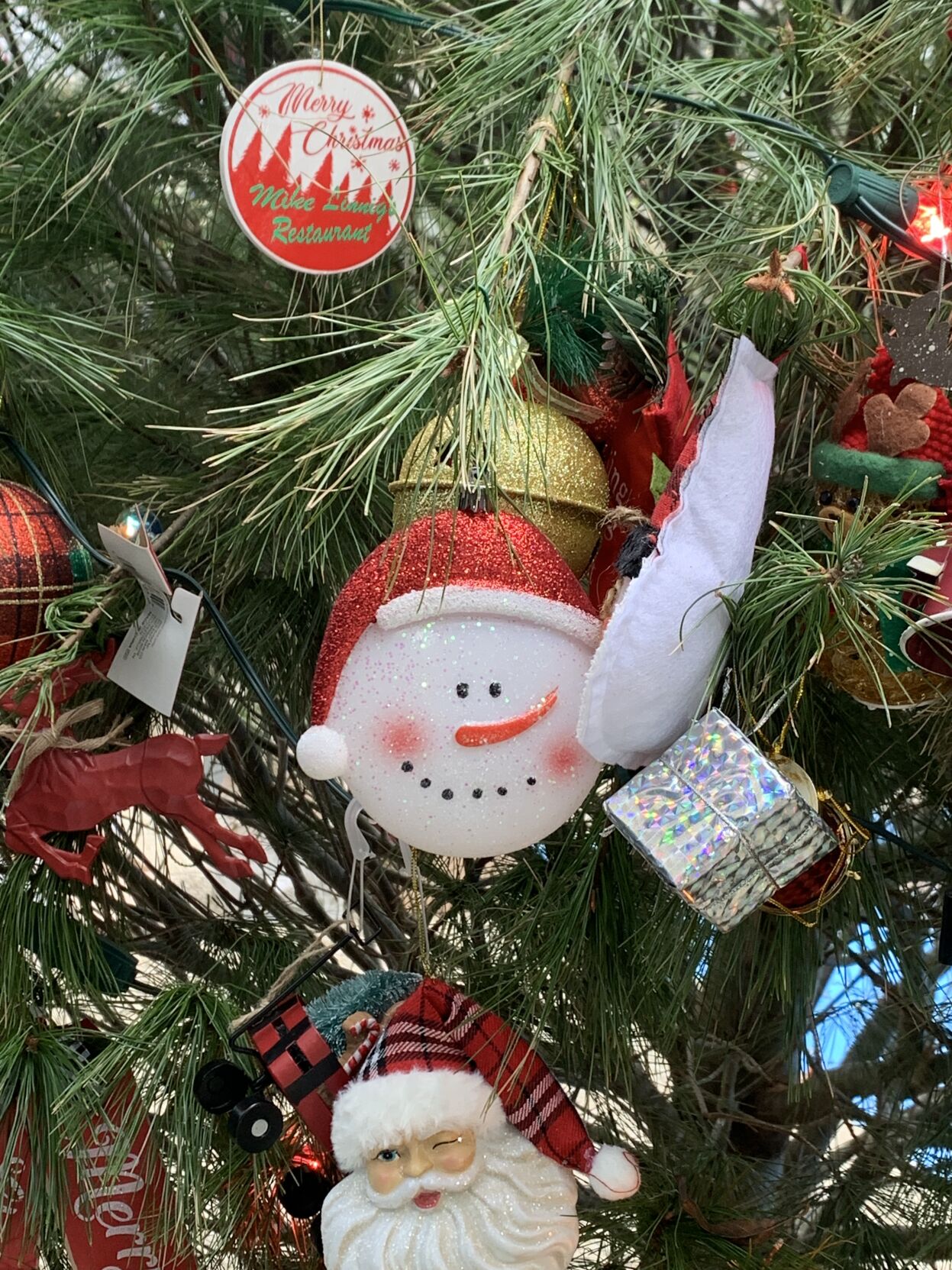 JINGLE TREE ORNAMENTS 2023  (7).jpg