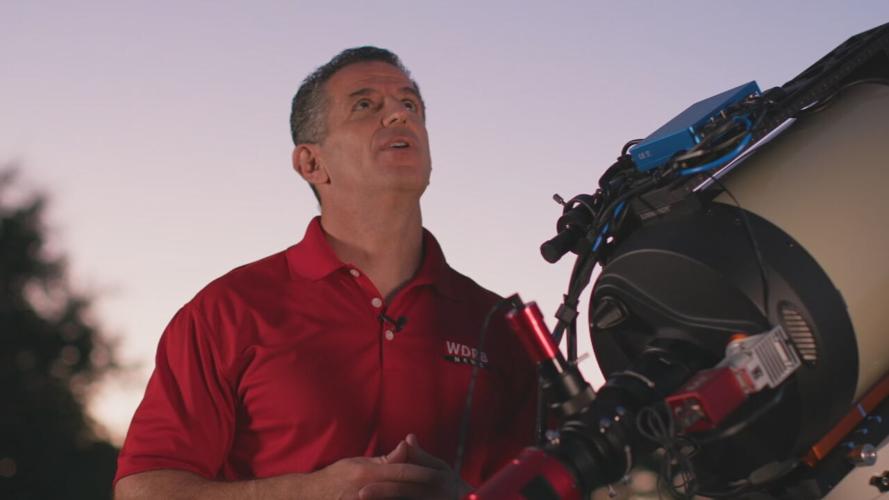 WDRB Meteorologist Marc Weinberg with his telescope
