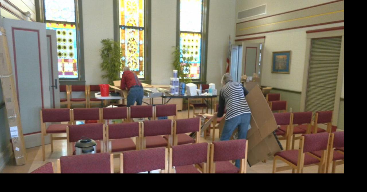 2 Louisville churches open doors for 'Room in the Inn' program to combat cold