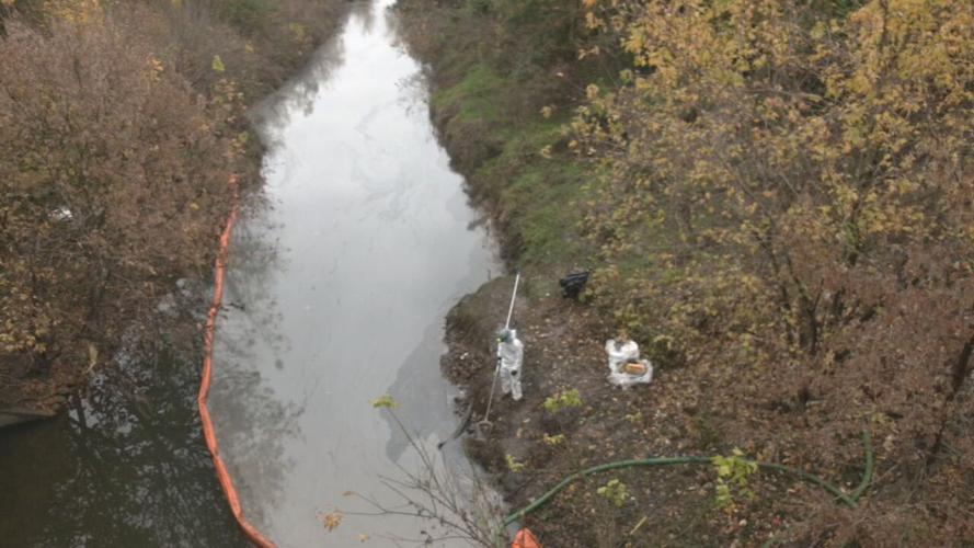 Crews clean up jet fuel from water near National Turnpike