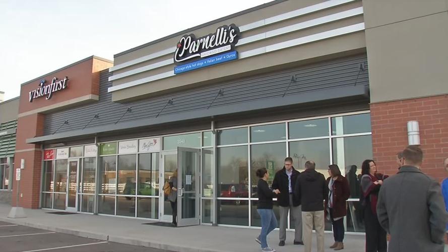 Parnelli's Chicago Eatery in Jeffersonville, Indiana