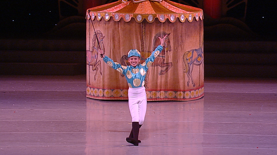 NUTCRACKER BROADCAST - 12-25-19 (26).png