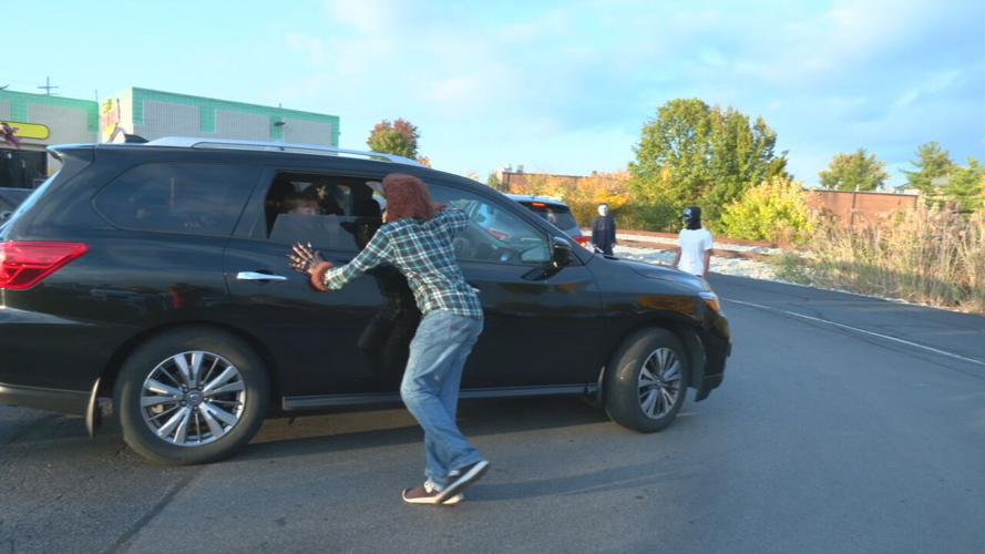NAHS students haunted carwash 10-27-23