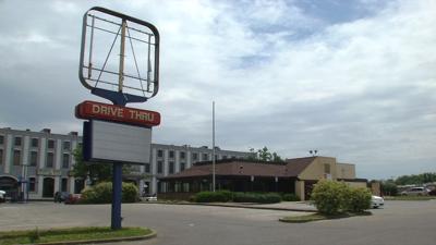 Vacant fast food building west Louisville