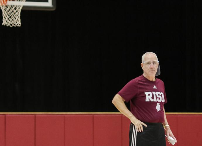 BELLARMINE_PRACTICE_7540.jpg