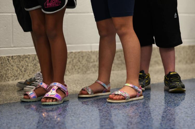 Students walk down the hallway of Shepherdsville Elementary