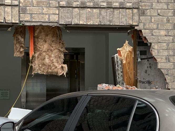 CAR INTO APARTMENTS ON BROADWAY - 1-2-2024 (3).jpg