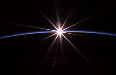 BEST SUNSET EVER! 1 Minute Time-Lapse From International Space Station...