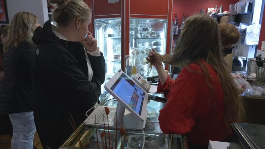 SWEET SURRENDER CLOSING