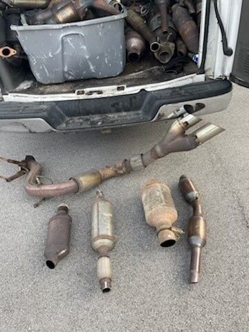 JEFFERSONTOWN - STOLEN CATALYTIC CONVERTER - 11-18-2021 1.jpg