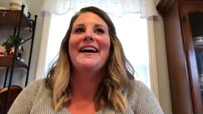 Kentucky Woman S Act Of Kindness Helping Struggling Restaurant Workers Statewide News Wdrb Com