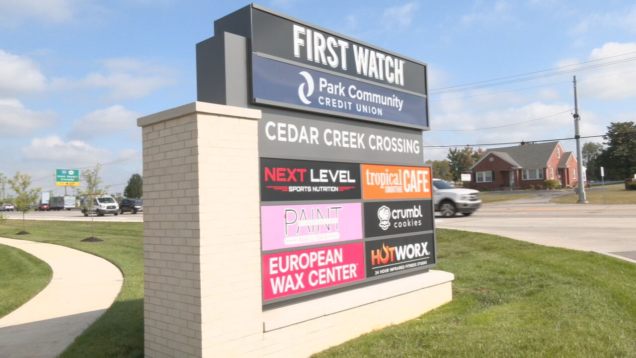 City leaders cut the ribbon on Cedar Creek Crossing in south