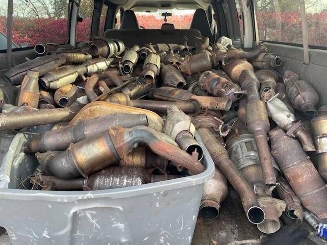 JEFFERSONTOWN - STOLEN CATALYTIC CONVERTER - 11-18-2021 4.jpg