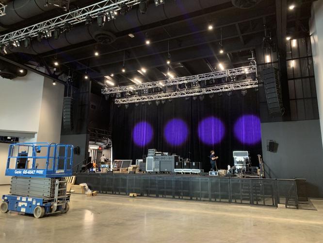 Paristown Hall tour 8.jpg