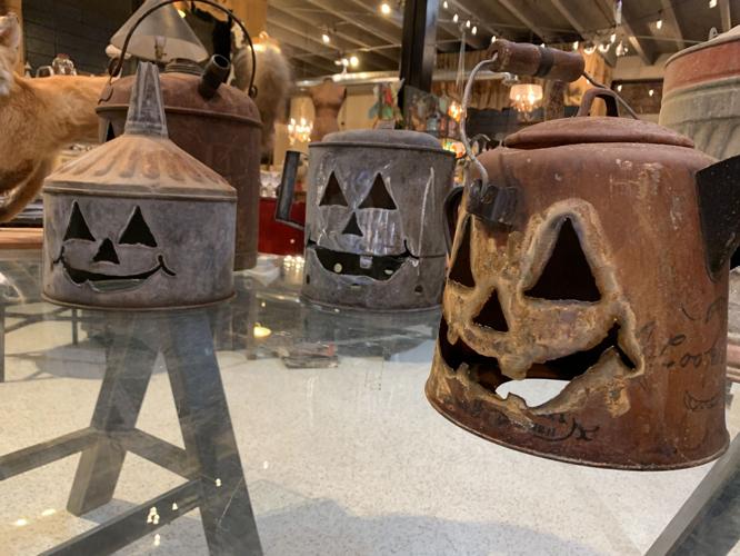 FLEUR DE FLEA VINTAGE MARKET - KEITH KAISER - 8-27-19  (22).jpg