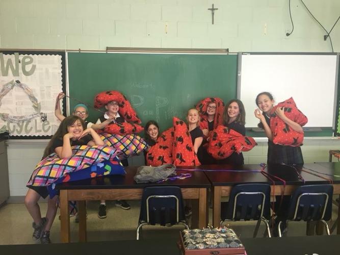 Louisville girl brings community together with dog beds