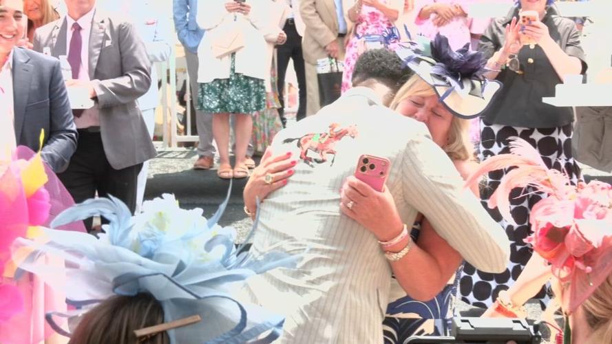 Glamour meets southern tradition as celebrities walk red carpet at Kentucky Derby 152