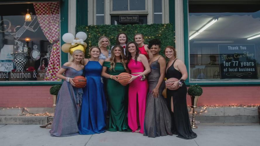 Anderson County High School students attend prom